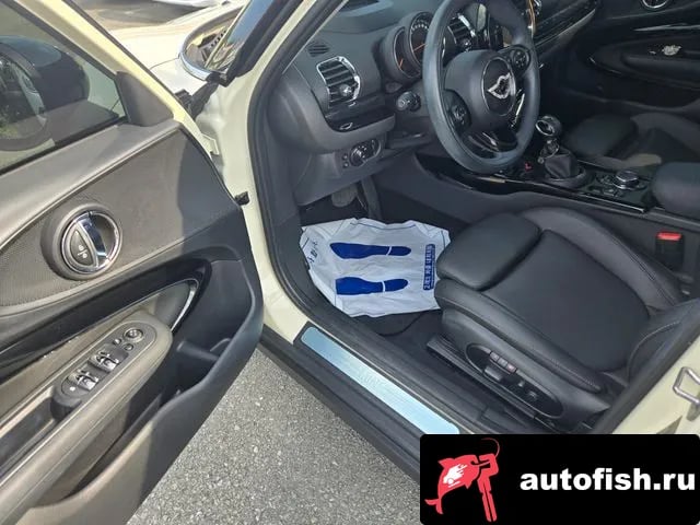 Mini Clubman Cooper Clubman 2019 года - вид 5