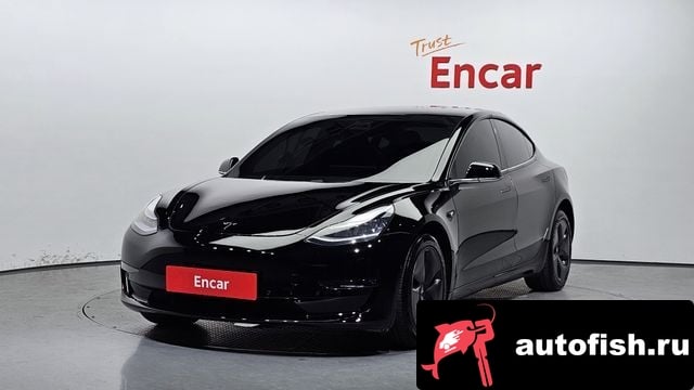 Tesla Model 3 Model 3 2020 года - автомобиль из Южной Кореи