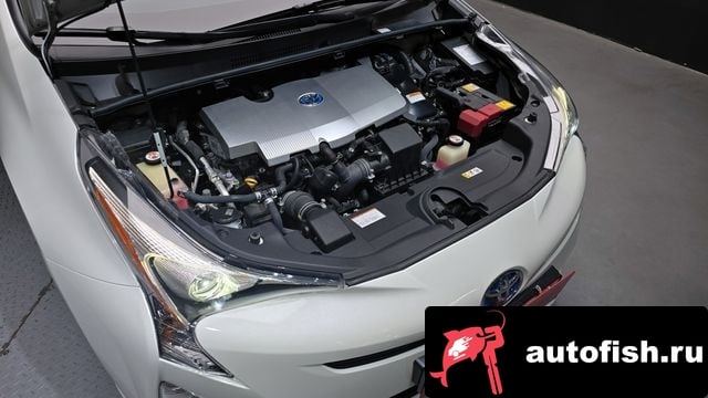 Toyota Prius Prius 4th Generation 2018 года - вид 6