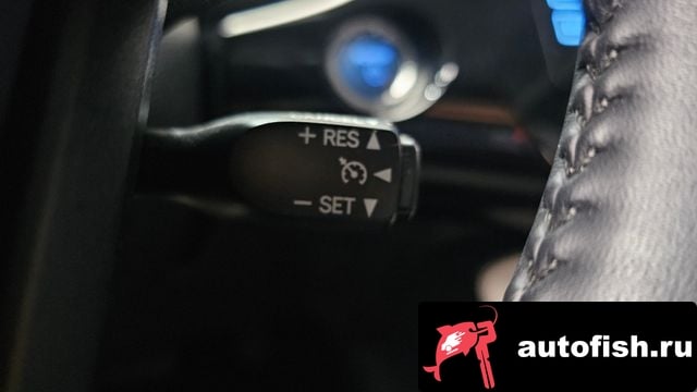 Toyota Prius Prius 4th Generation 2018 года - вид 18