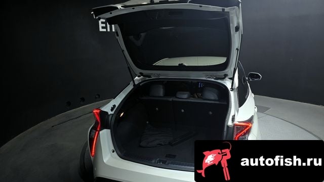 Toyota Prius Prius 4th Generation 2018 года - вид 20