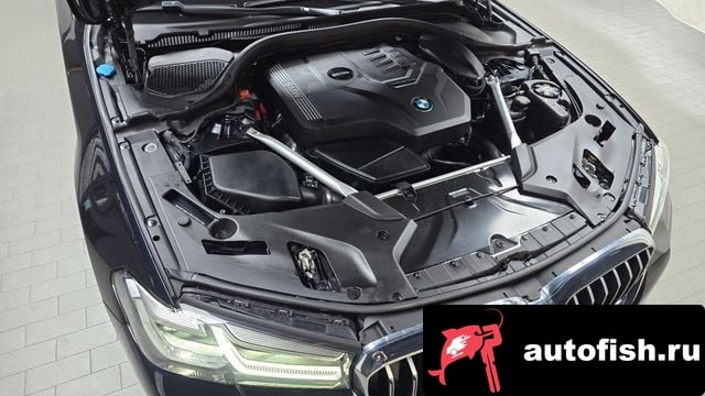 BMW 5-Series 5 Series (G30) 2023 года - вид 6