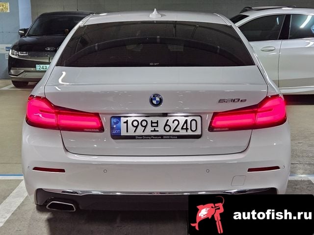 BMW 5-Series 5 Series (G30) 2022 года - вид 2