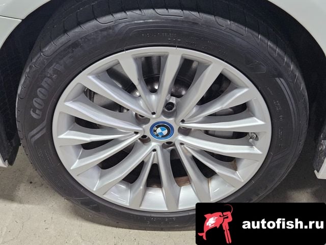 BMW 5-Series 5 Series (G30) 2022 года - вид 5