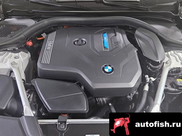 BMW 5-Series 5 Series (G30) 2022 года - вид 6