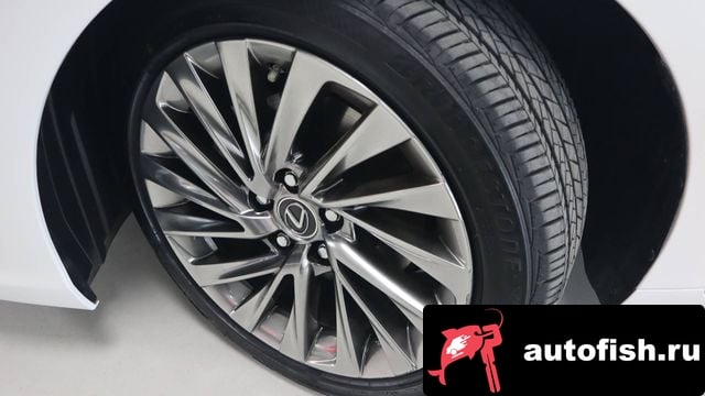 Lexus ES ES300h 7th generation 2024 года - вид 5