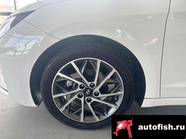 Hyundai AVANTE The New Avante AD 2020 года - вид 5