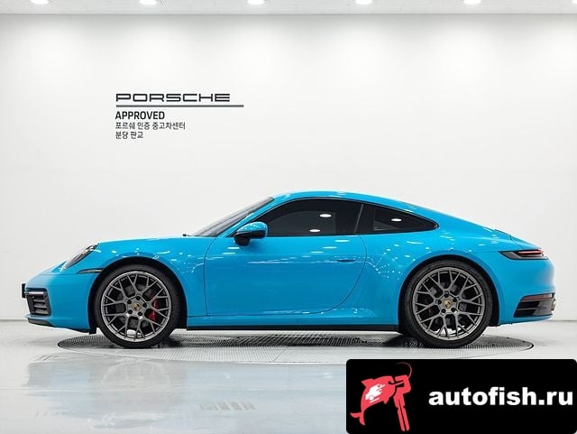 Porsche 911 911 (992) 2020 года - вид 6