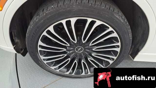 Lincoln Aviator Aviator 2nd generation 2022 года - вид 5