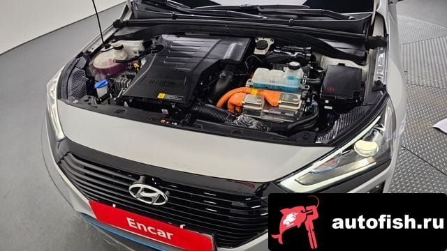 Hyundai Ioniq Ionic Hybrid 2018 года - вид 6