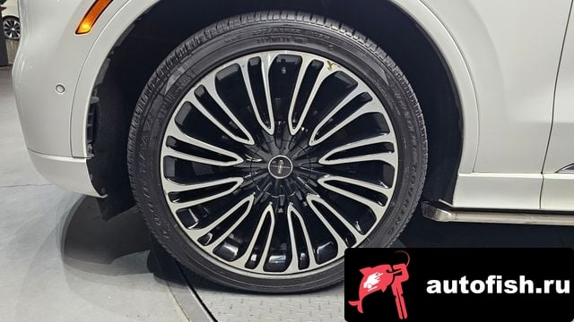 Lincoln Aviator Aviator 2nd generation 2021 года - вид 5