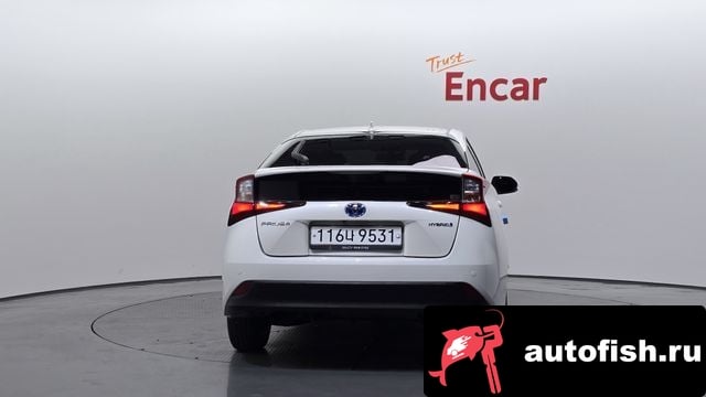 Toyota Prius Prius 4th Generation 2019 года - вид 4