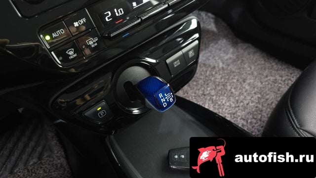 Toyota Prius Prius 4th Generation 2019 года - вид 9