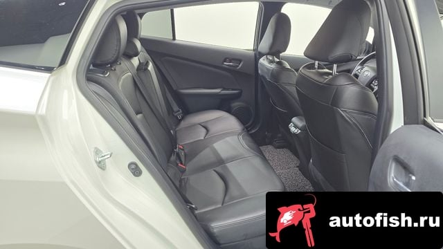 Toyota Prius Prius 4th Generation 2019 года - вид 12