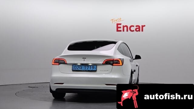 Tesla Model 3 Model 3 2022 года - похожие автомобили