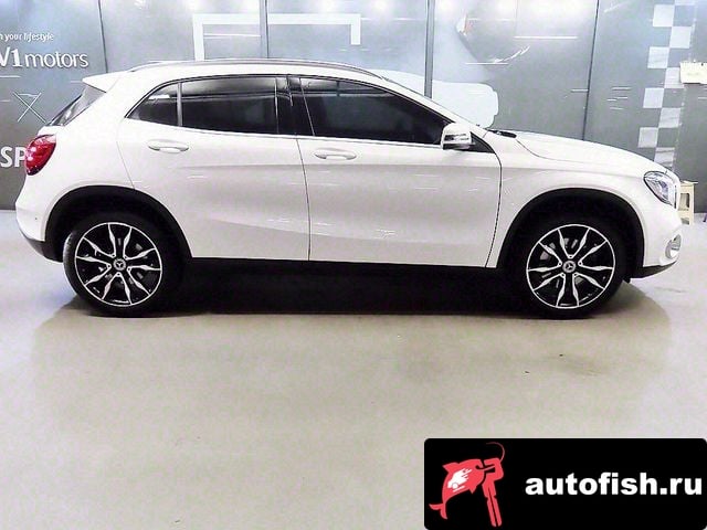Mercedes-Benz GLA-Class GLA-Class X156 2019 года - вид 3