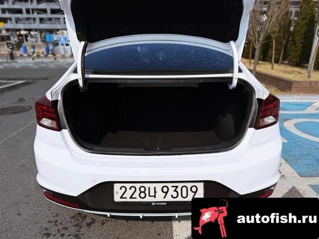 Hyundai AVANTE The New Avante AD 2018 года - похожие автомобили