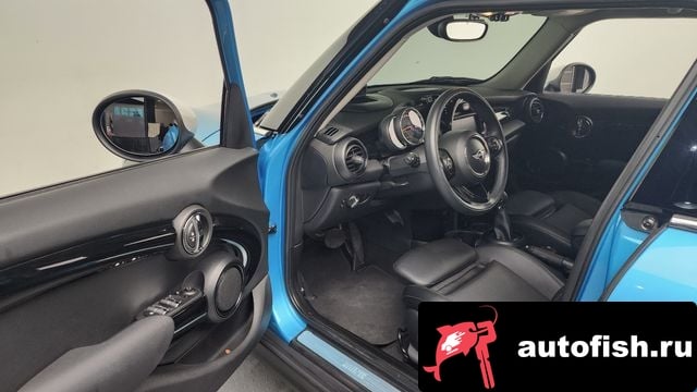 Mini Cooper Cooper 2018 года - похожие автомобили