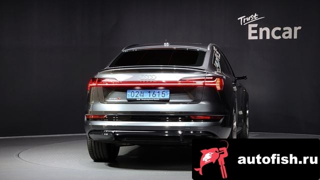 Audi e-tron e-Tron 2023 года - вид 4