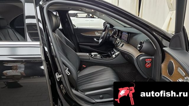 Mercedes-Benz E-Class E-Class W213 2020 года - похожие автомобили