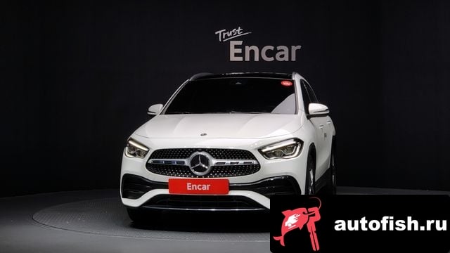 Mercedes-Benz GLA-Class GLA - Class H247 2020 года - вид 3