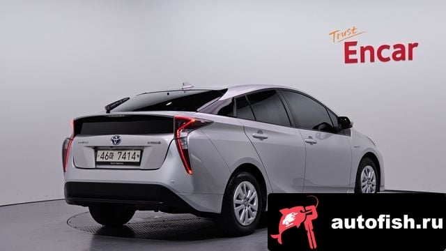 Toyota Prius Prius 4th Generation 2017 года - вид 2