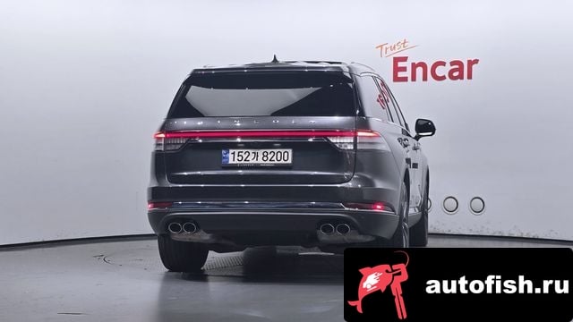 Lincoln Aviator Aviator 2nd generation 2020 года - вид 4