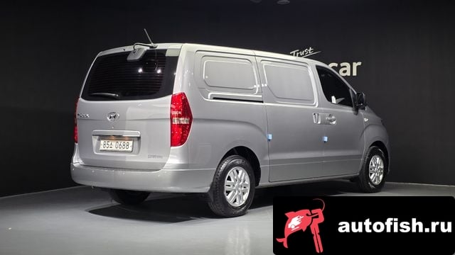 Hyundai Starex The New Grand Starex 2018 года - вид 2