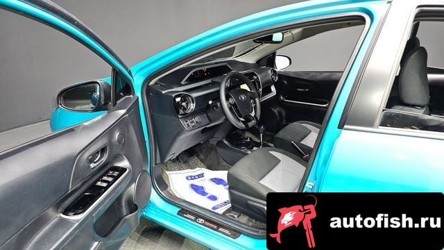Toyota Prius Prius C 2018 года - похожие автомобили
