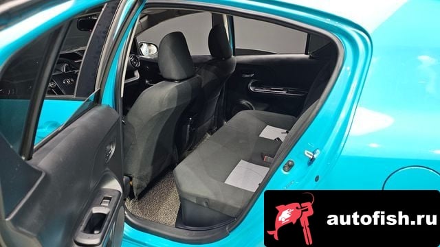 Toyota Prius Prius C 2018 года - вид 11