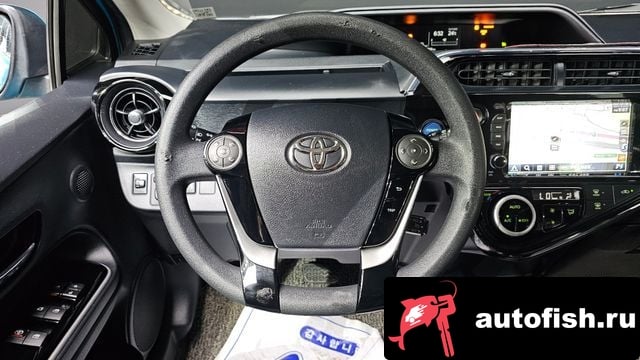 Toyota Prius Prius C 2018 года - вид 15