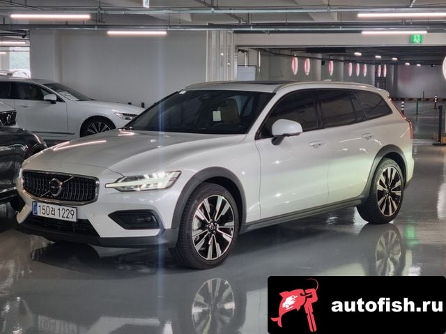 Volvo V60 V60 Cross-country 2nd Generation 2025 года - похожие автомобили