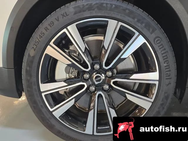 Volvo V60 V60 Cross-country 2nd Generation 2025 года - вид 5