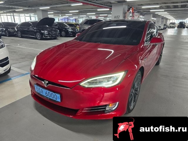 Tesla Model S Model S 2018 года - автомобиль из Южной Кореи