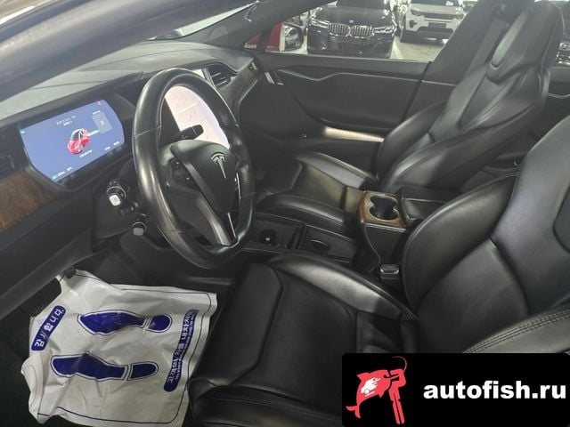 Tesla Model S Model S 2018 года - вид 5