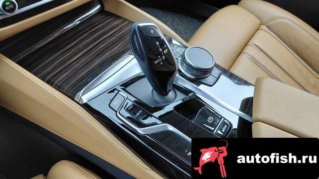 BMW 5-Series 5 Series (G30) 2020 года - вид 6