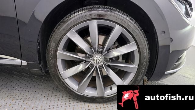 Volkswagen Arteon Atheon 2020 года - вид 5