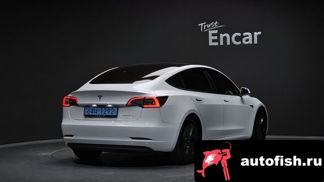 Tesla Model 3 Model 3 2022 года - вид 2