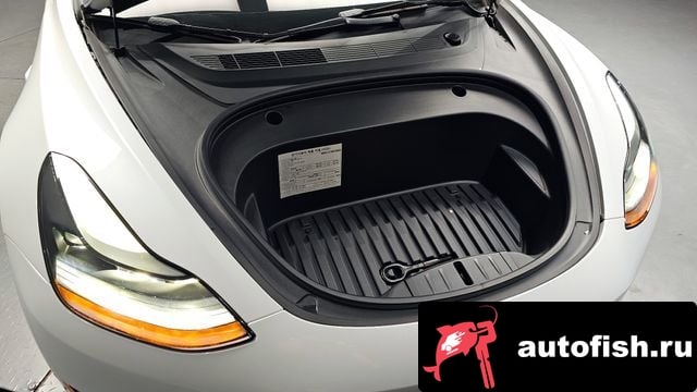 Tesla Model 3 Model 3 2022 года - вид 6