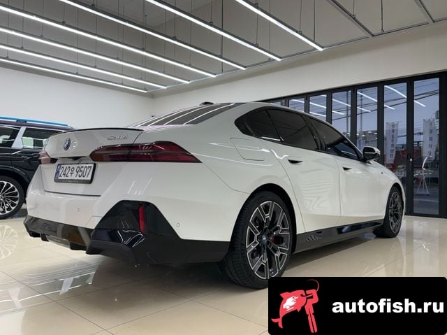 BMW 5-Series 5 Series (G60) 2024 года - вид 6