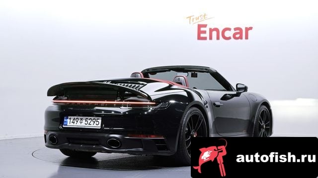 Porsche 911 911 (992) 2022 года - вид 2