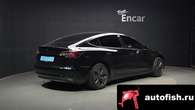 Tesla Model 3 Model 3 2020 года - вид 2