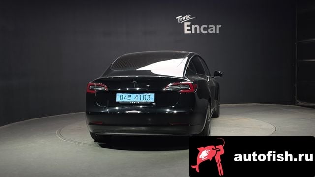 Tesla Model 3 Model 3 2020 года - вид 4