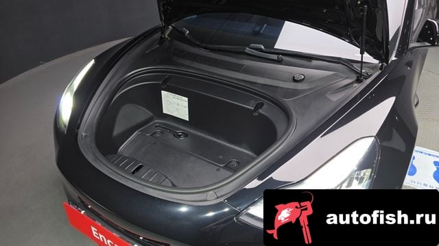 Tesla Model 3 Model 3 2020 года - вид 6