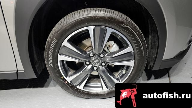 Lexus UX UX250h 2023 года - вид 5