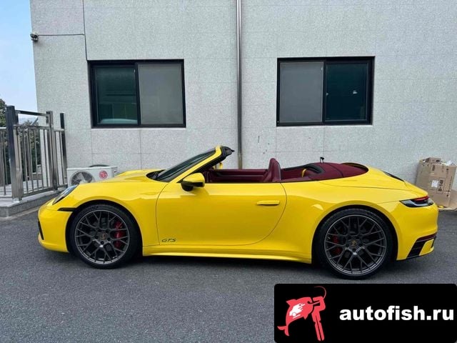 Porsche 911 911 (992) 2020 года - вид 2