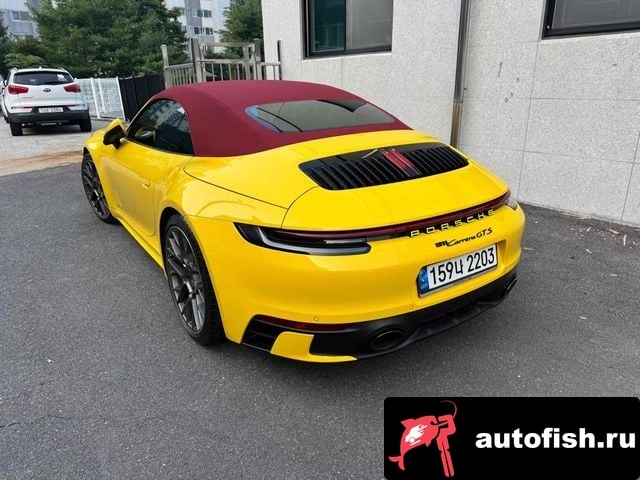 Porsche 911 911 (992) 2020 года - вид 4