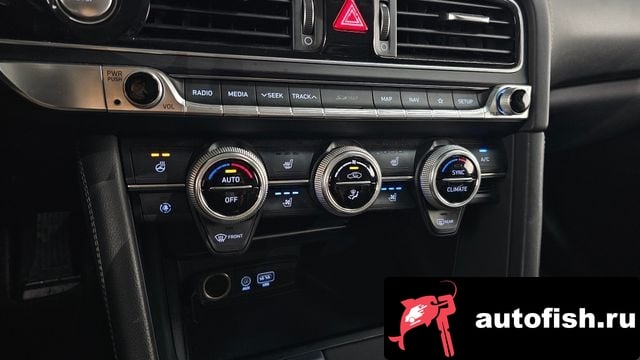 Genesis G70 G70 2019 года - похожие автомобили