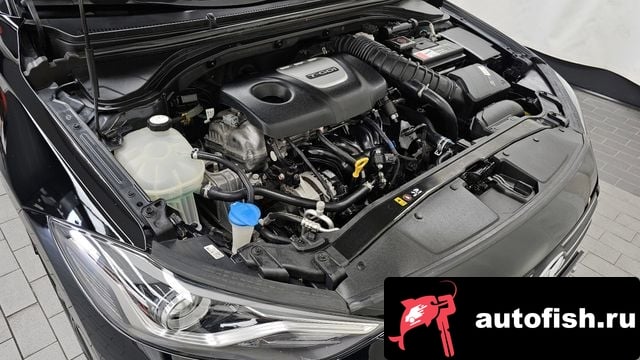 Hyundai AVANTE Avante AD 2018 года - вид 6