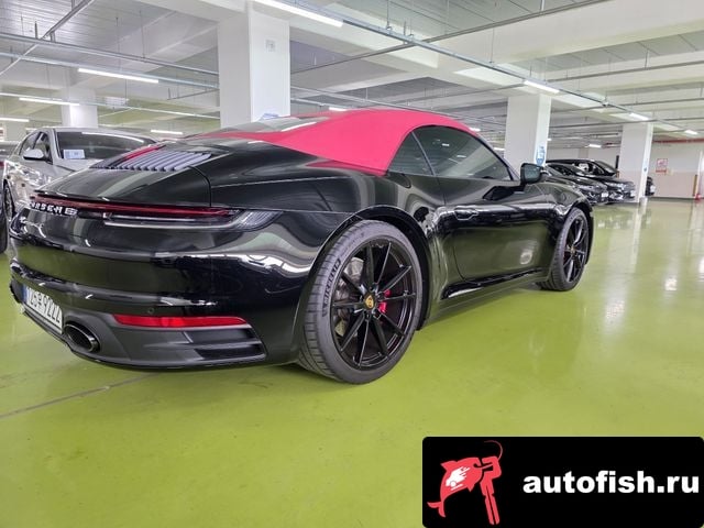Porsche 911 911 (992) 2020 года - вид 5
